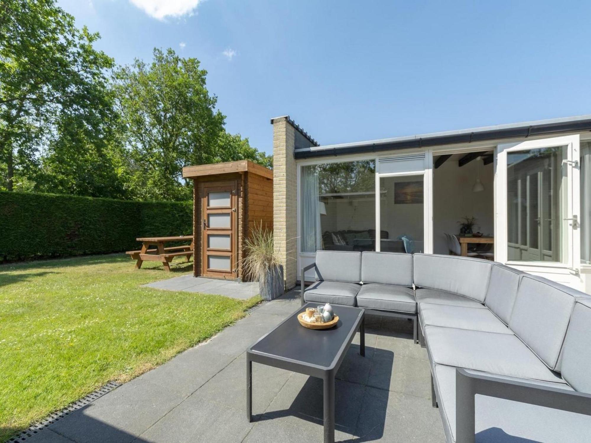 Contemporary Bungalow With Garden Sint Maartensvlotbrug Zewnętrze zdjęcie